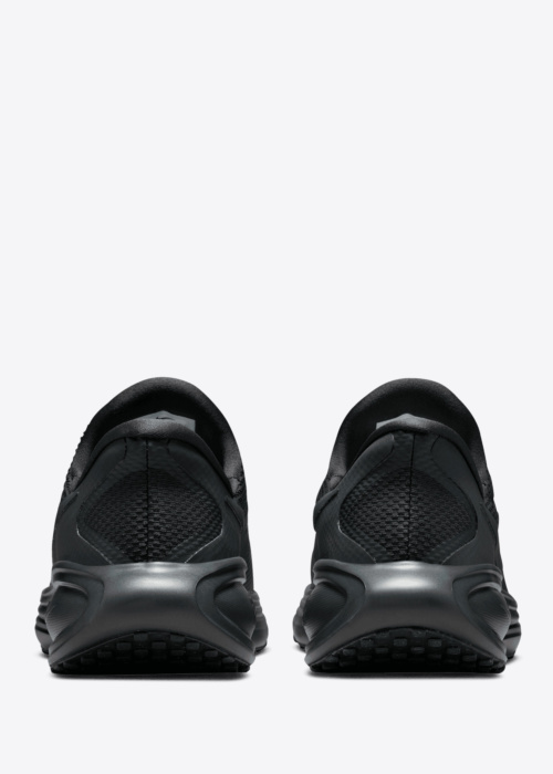 Беговые кроссовки Revolution 8 Easyon Nike