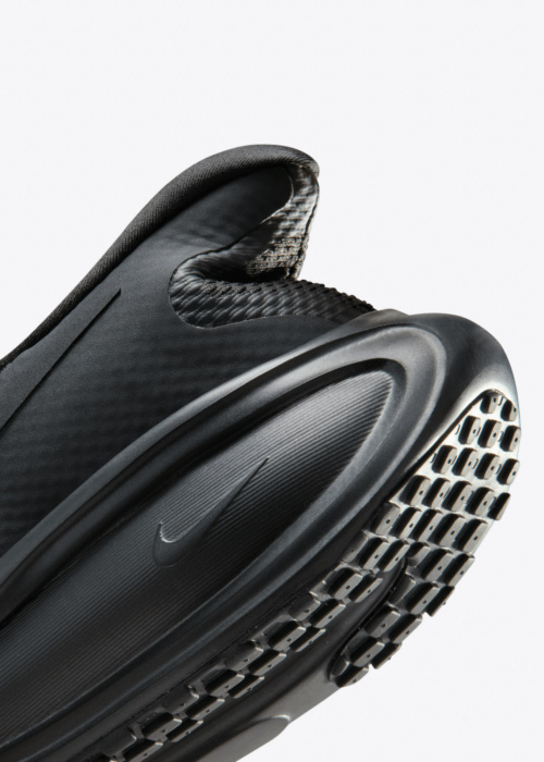 Беговые кроссовки Revolution 8 Easyon Nike