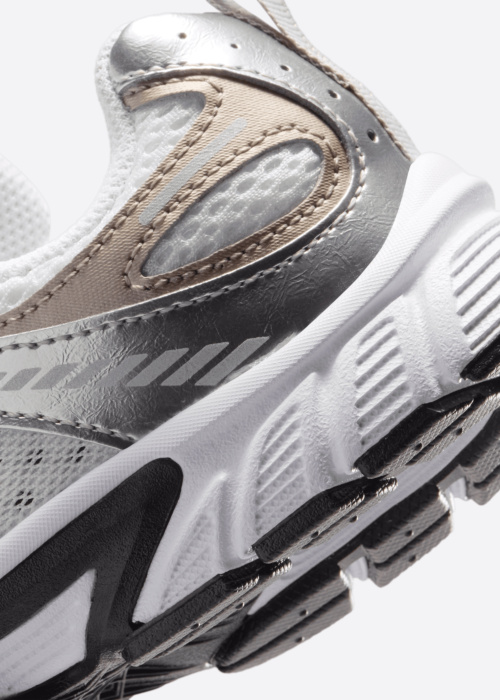 Nike brīvā laika apavi V5 Rnr Bp