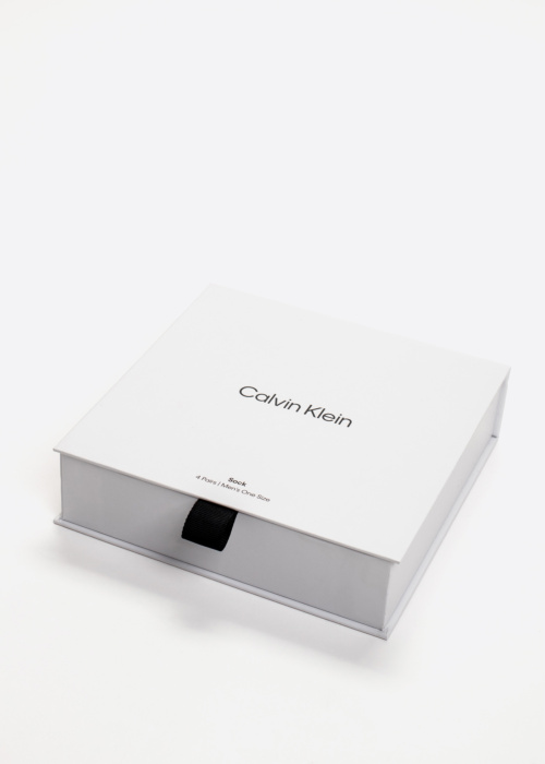 Calvin Klein dāvanu kastītē zeķesic 4 pāri