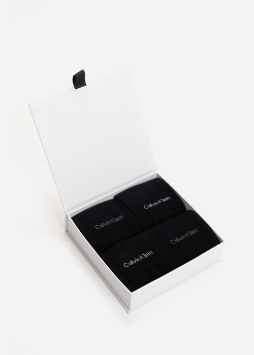 Calvin Klein dāvanu kastītē zeķesic 4 pāri