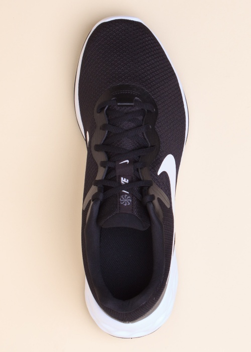Беговые кроссовки Revolution 6 Nike