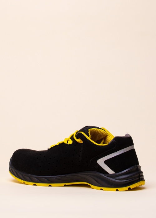 VM Footwear darba apavi Chicago