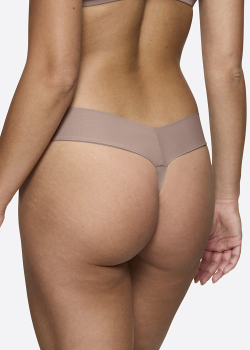 Стринги Triumph