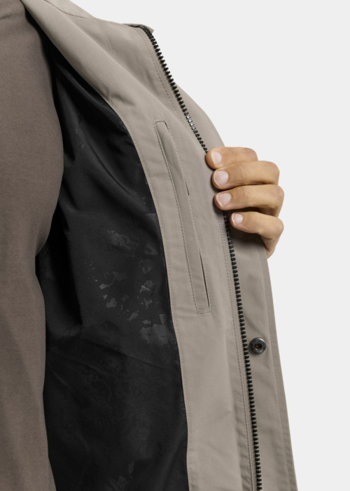 Didriksons pavasara-rudens virsjaka Logan