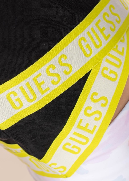 Футболка Guess