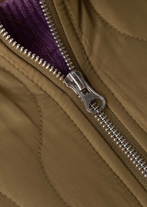 Vero Moda veste Emma