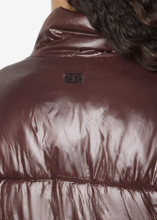 Noisy May Ziemas virsjaka Allie