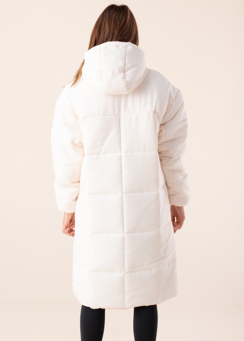 Nike Ziemas virsjaka