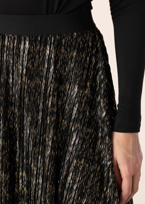 Molly Bracken svingi svārki