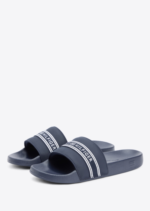 Tommy Hilfiger baseina iešļūcenes