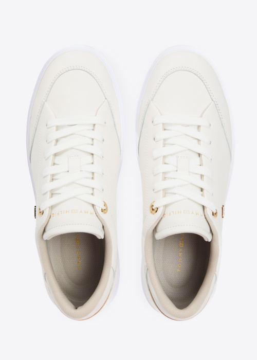 Tommy Hilfiger kedas Chic