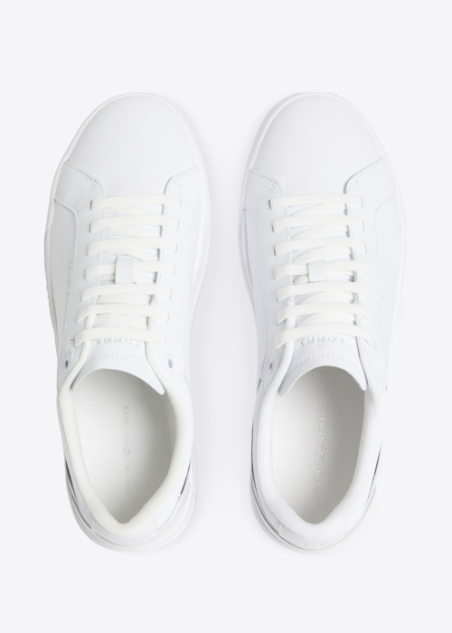 Tommy Hilfiger kedas