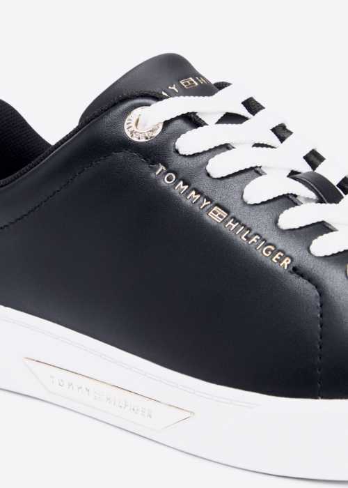 Tommy Hilfiger kedas Essential Chic Court Sneaker