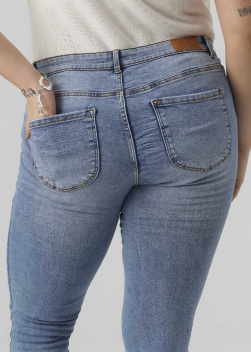 Джинсы Lydia Vero Moda Curve