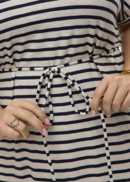 Vero Moda Curve kleita Holly