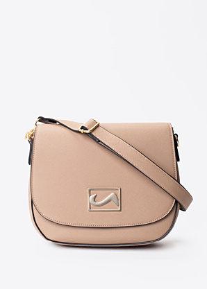 Ara plecu soma Sally