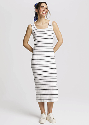 Diverse kleita Foxetta