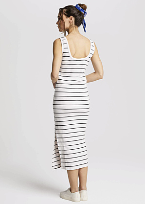 Diverse kleita Foxetta