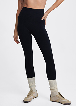 Diverse legingi Aket