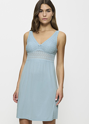 Triumph naktskrekls Aura Spotlight