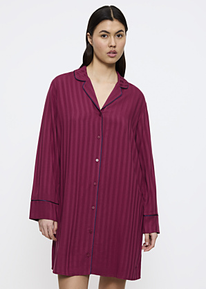 Triumph miego drabužiai