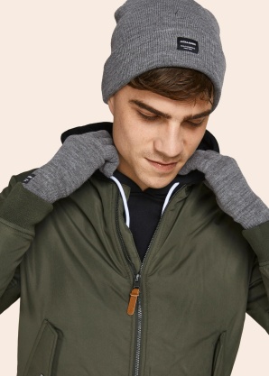 Jack & Jones ziemas cepures un cimdu komplekts