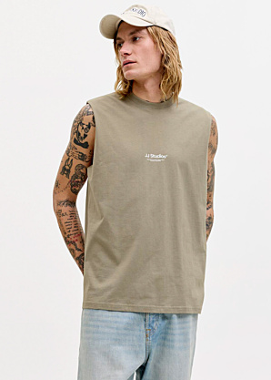 Jack & Jones tops Soho