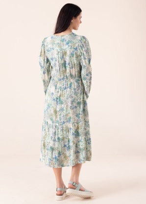 Fransa kleita Famalou