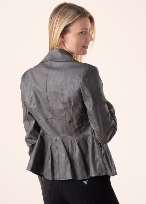 Guess Īsā jaka Agnes