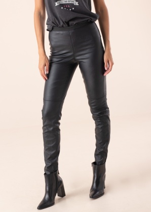 Vero Moda garās bikses Storm