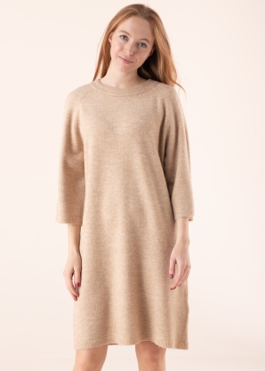 Вязаное платье Nessie 41 Soyaconcept