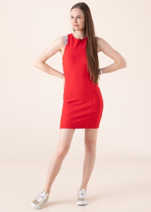 Tommy Jeans kleita Logotips