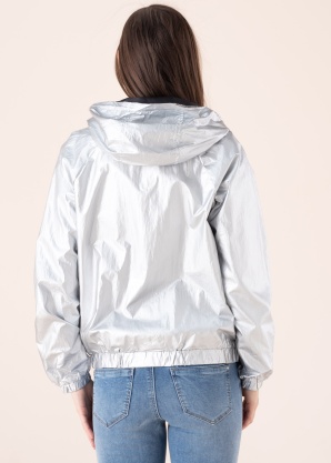 Only pavasara-rudens virsjaka Erin