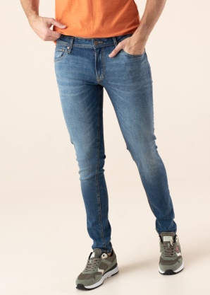 Джинсы Liam Jack & Jones