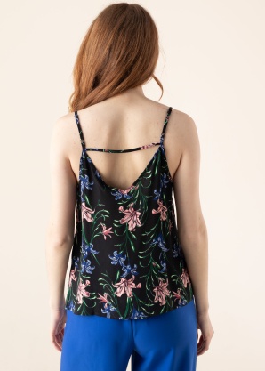 Only tops Nova Life Paris