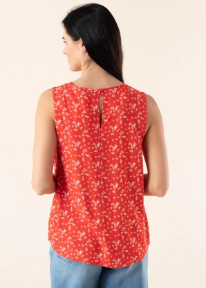 b.young blūze Joella