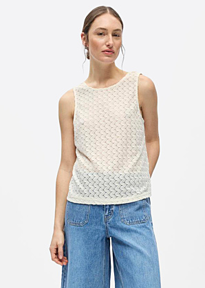 Object tops Julia