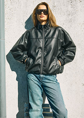 Noisy May pavasara-rudens jaka Raya