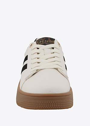 Tom Tailor kedas Demi