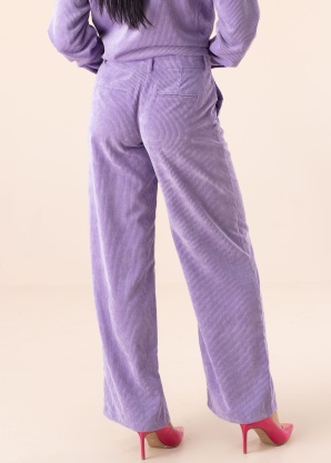 Noisy May bikses Pinola