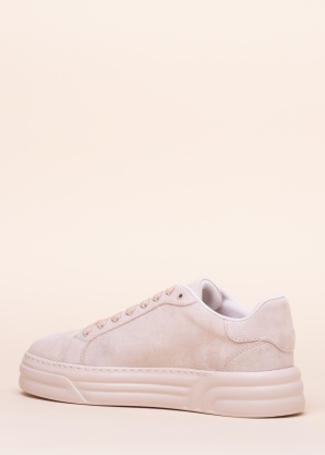 Liu-Jo kedas Cleo 09