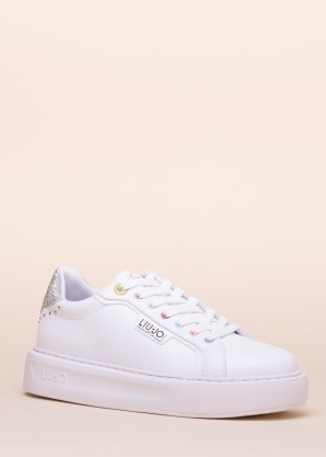 Liu-Jo kedas Kylie 14