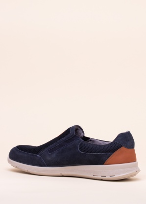 Jomos brīvā laika apavi