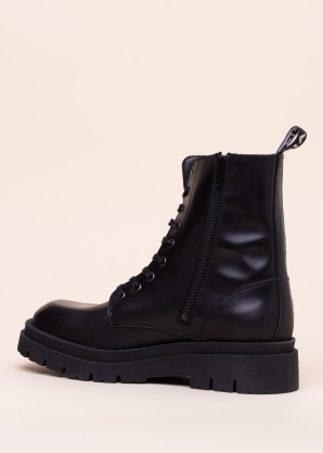 Bianco puszābaki Biakwamie