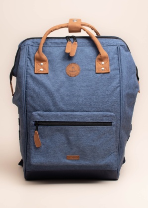 Cabaia mugursoma Paris