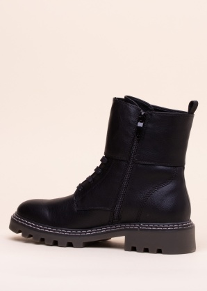 Lundeberg puszābaki Helvi