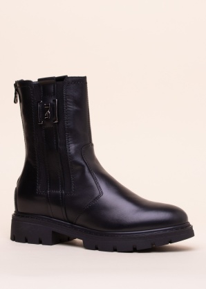 NeroGiardini puszābaki