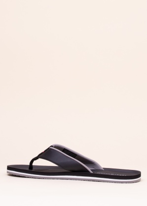 Tommy Hilfiger iešļūcenes