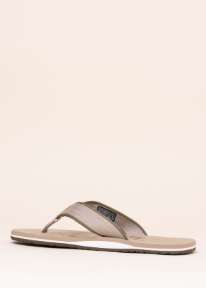 Tommy Hilfiger iešļūcenes